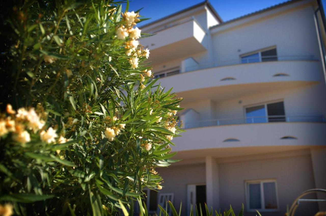 Apartment Avada Novalja Exterior foto